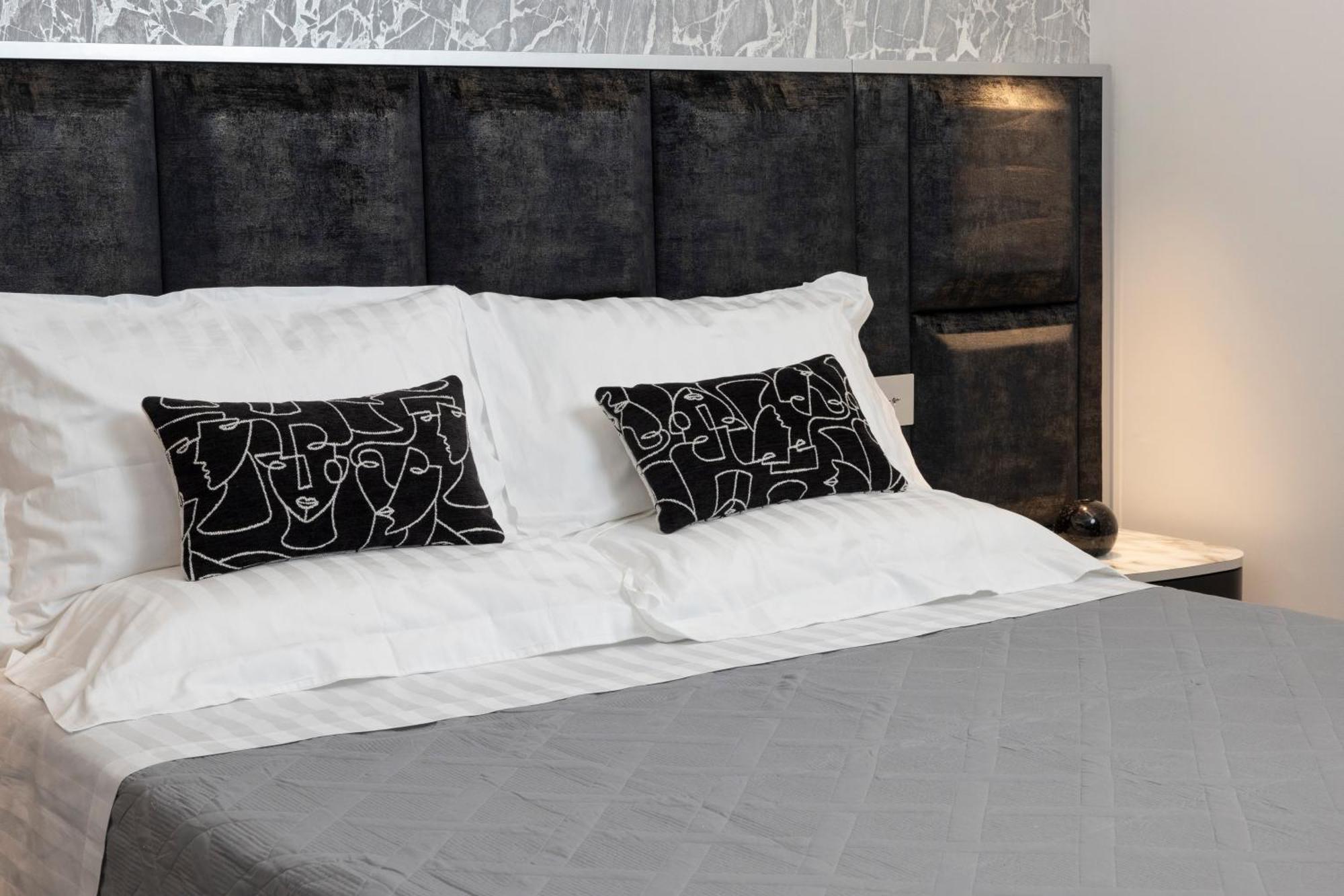 Suite17 - Luxury Guesthouse Giovinazzo Eksteriør billede