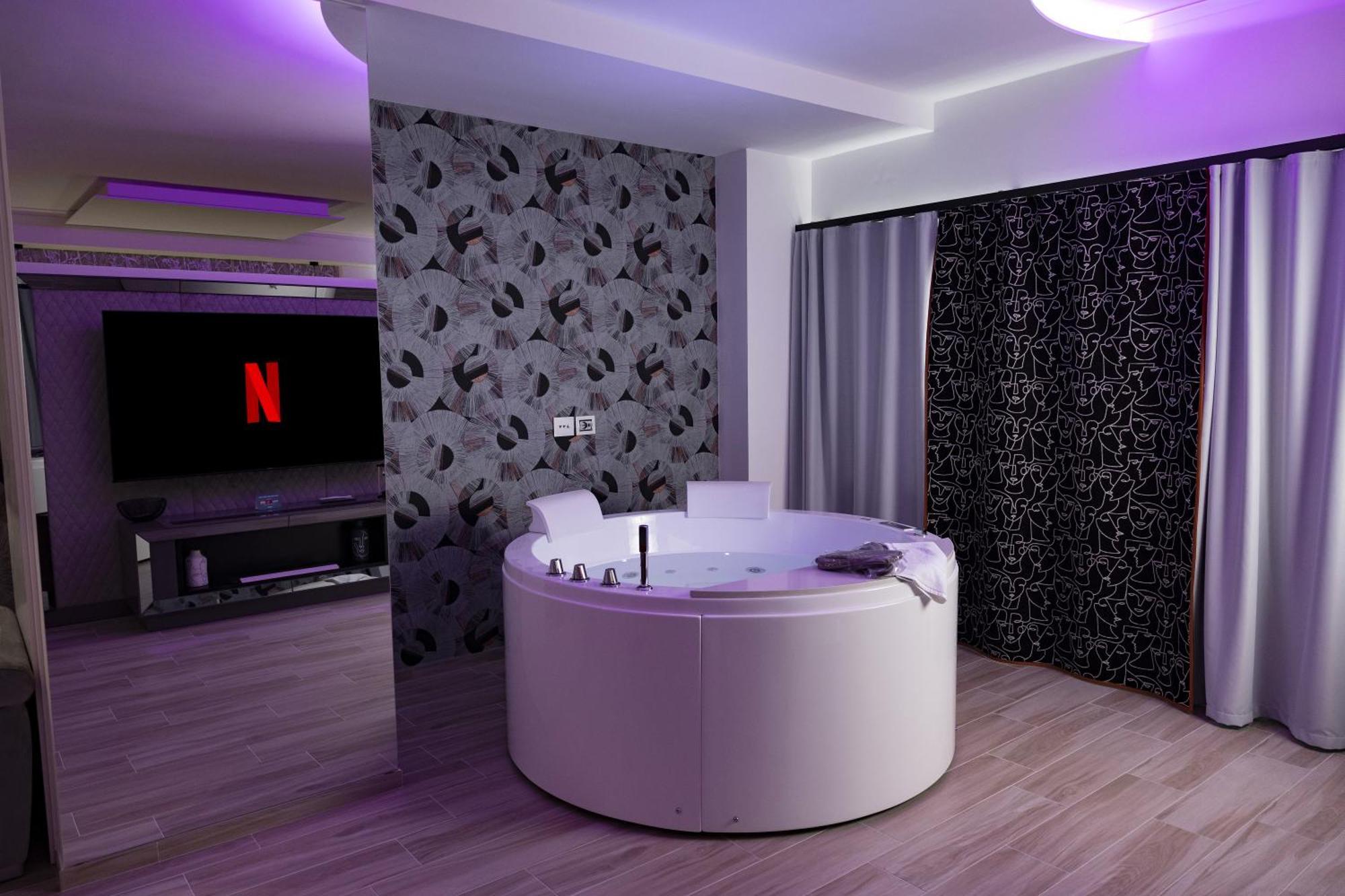 Suite17 - Luxury Guesthouse Giovinazzo Eksteriør billede