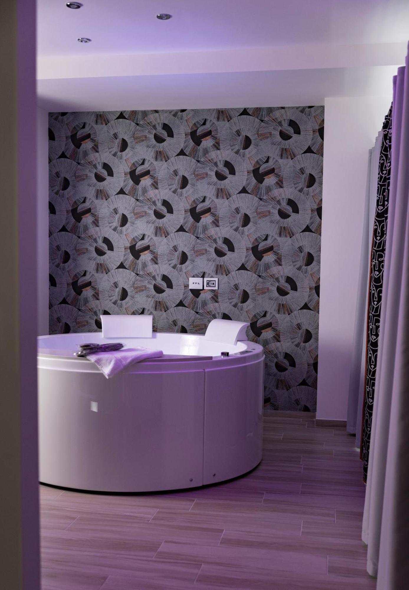 Suite17 - Luxury Guesthouse Giovinazzo Eksteriør billede